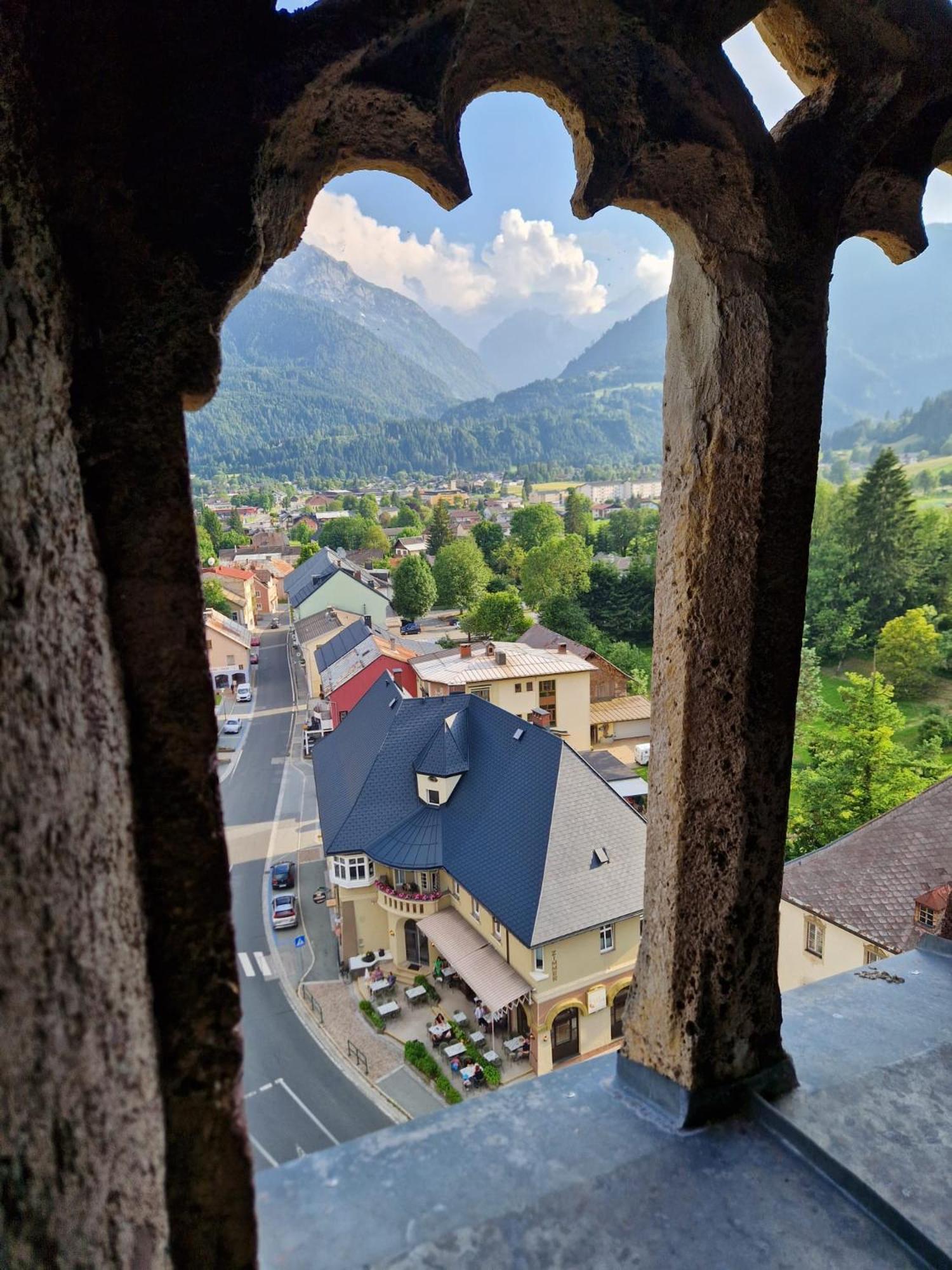 Cafe Zentral, Zimmer Mit Fruehstueck Kotschach-Mauthen Exterior foto
